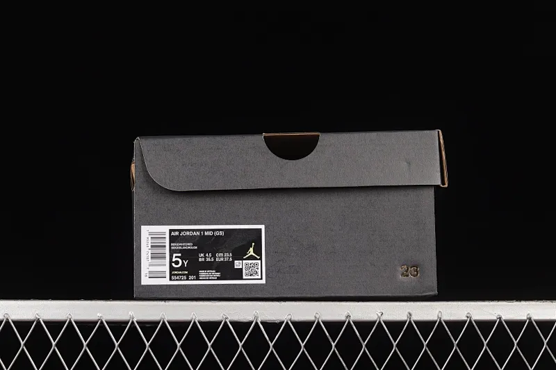 All categories Air Jordan Jordan series basketball shoes Air Jordan 1 Mid Air Jordan AJ1 Mid AJ1 Joe 1 white yellow red mid-top basketball shoes 554725-201